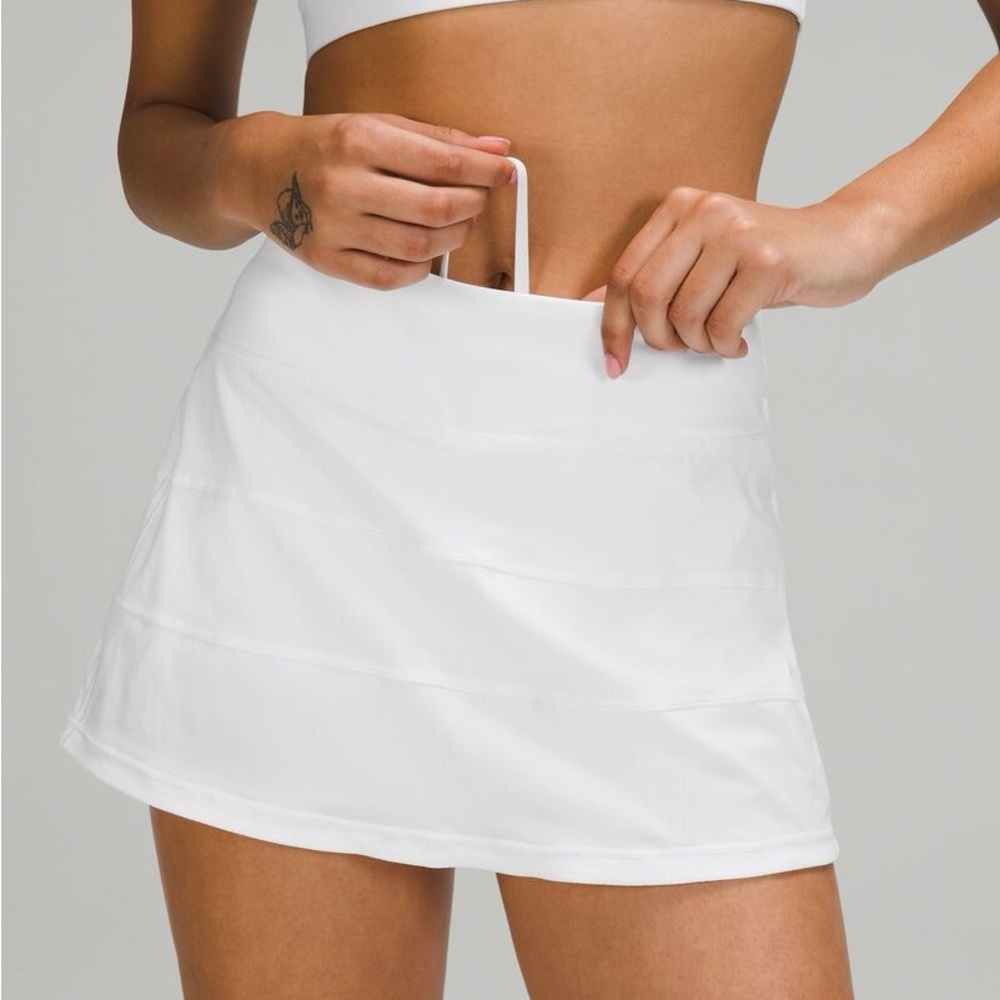 Lululemon Pace Rival Skort - white size 6